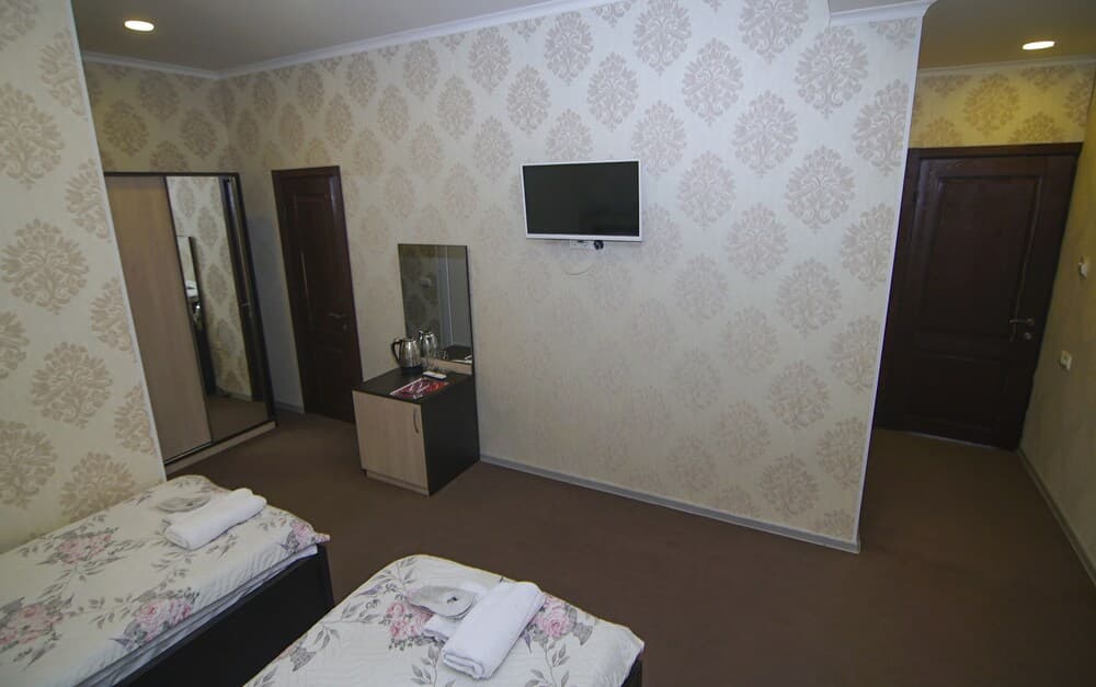 Arena Inn