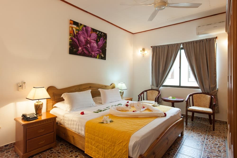 Chez Marston