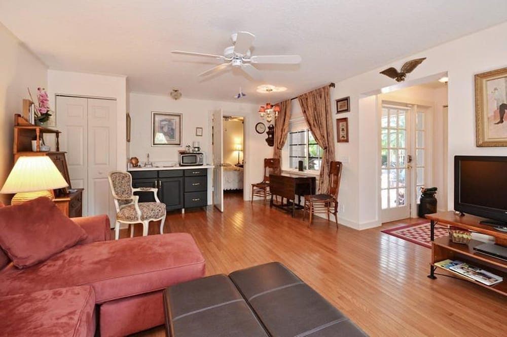 Sabal Palm House Bed & Breakfast