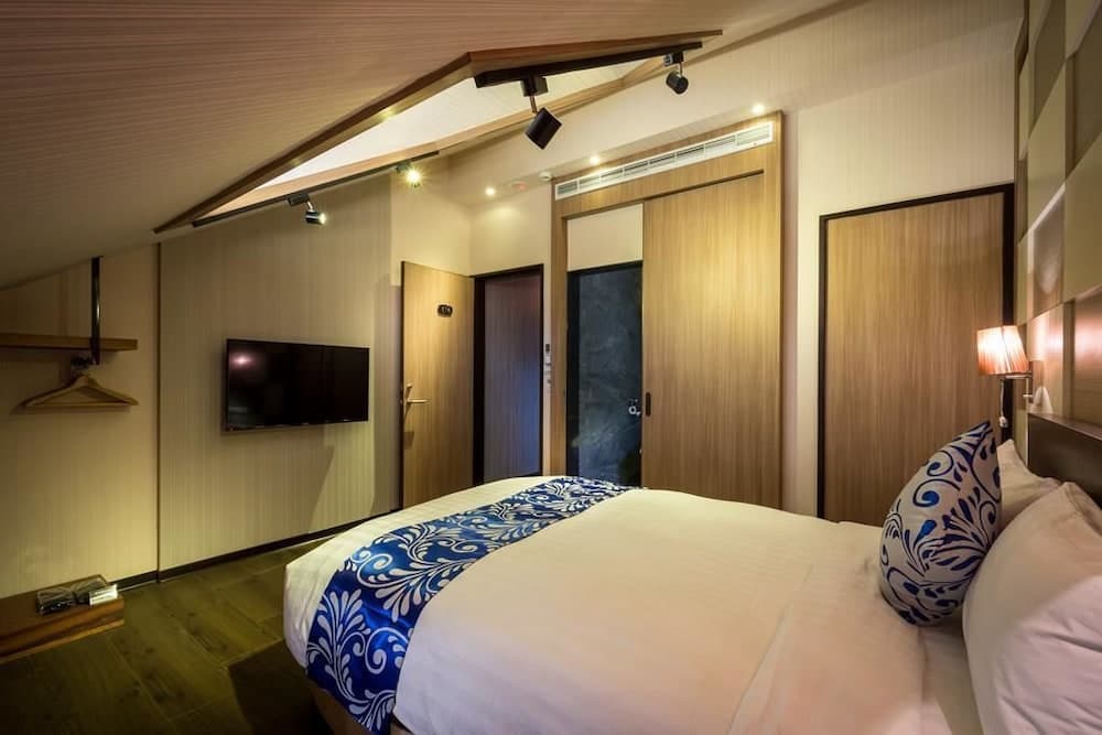 Cloudland Resort