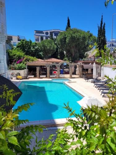 Yildirim Hotel