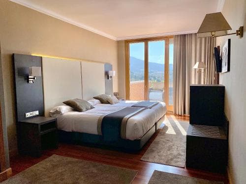 Hotel ArmiÑe