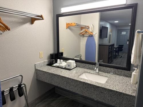 Americas Best Value Inn Cabot
