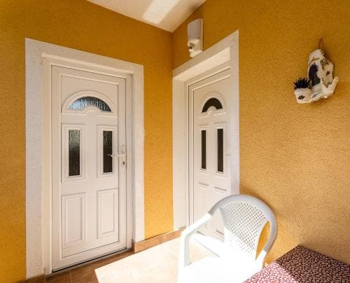 Apartments Jadro