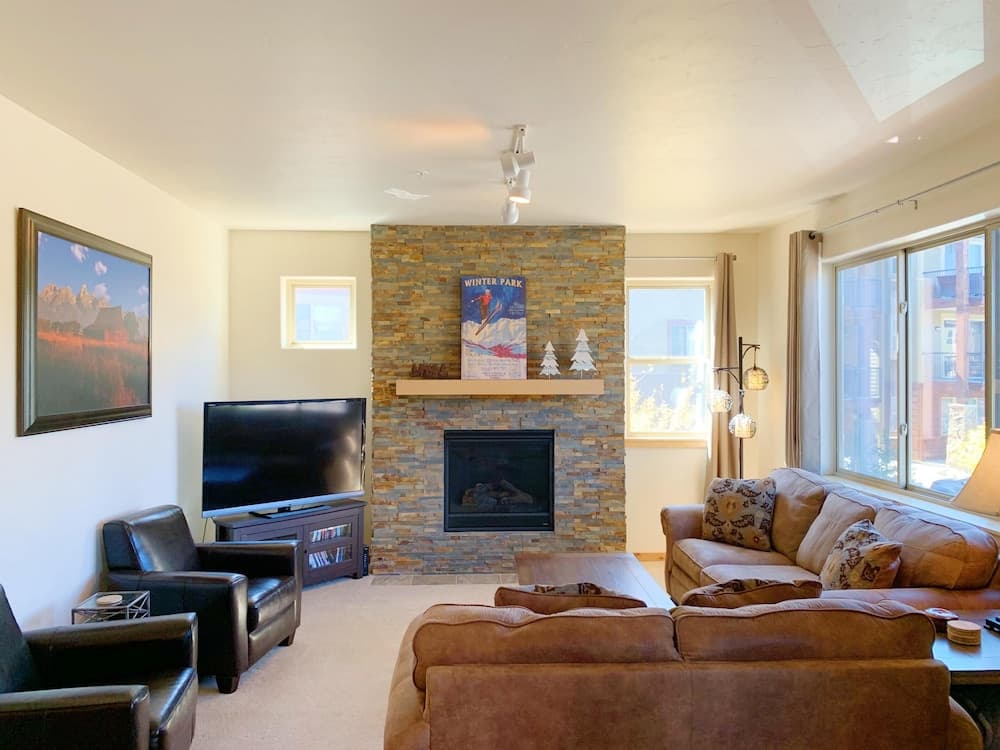 Trailhead Lodges