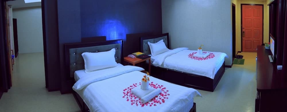 King & Queen Hotel