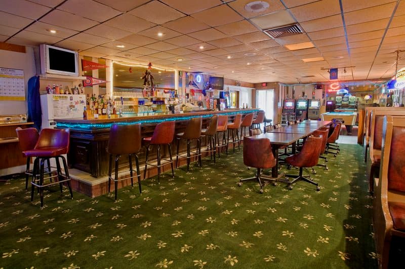Broadview Inn and Suites