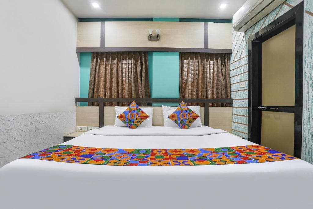 Hotel Merit
