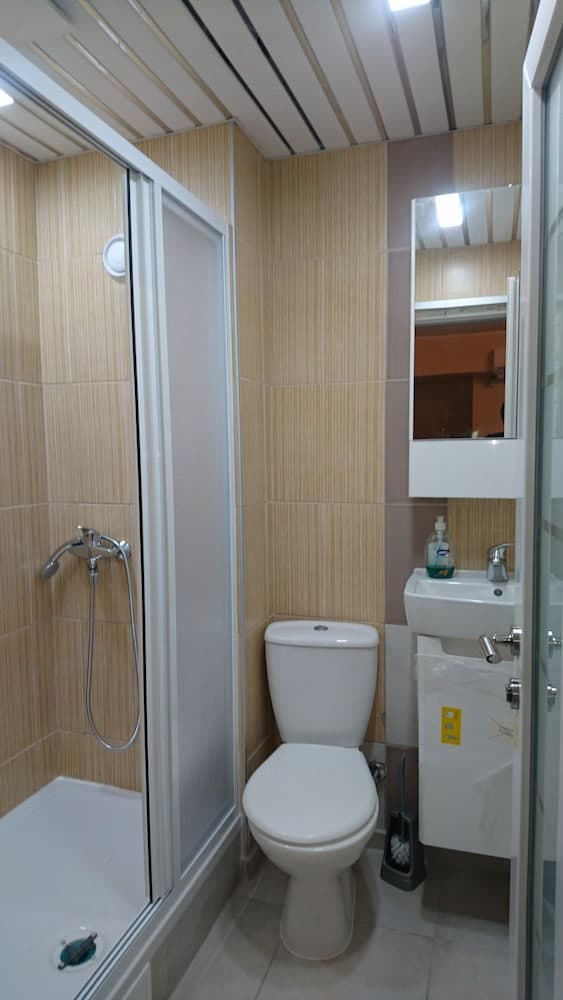 Accommodation Mell