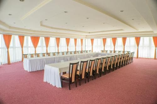 Hotel Feni