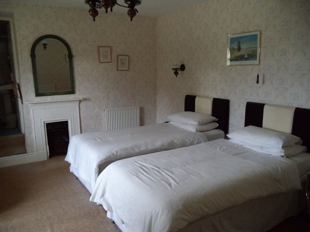 Lodgehill Hotel