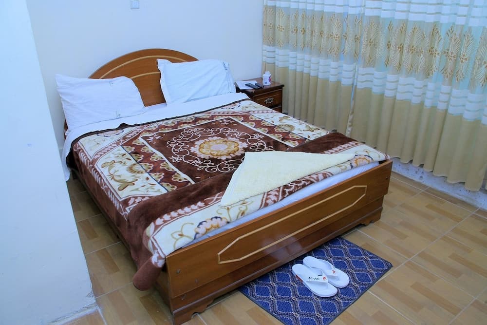 Tseder Pension