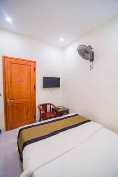 Luxe Hotel