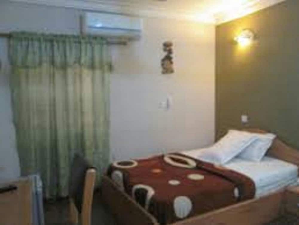 Widi Rest Inn
