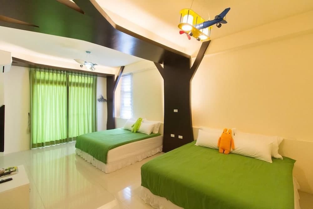 Play B&B