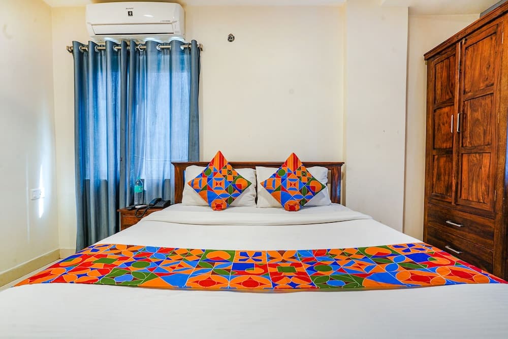 Fabhotel Unique Suites