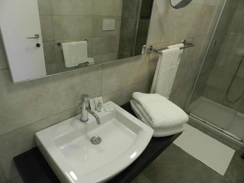 Erasmus Hotel