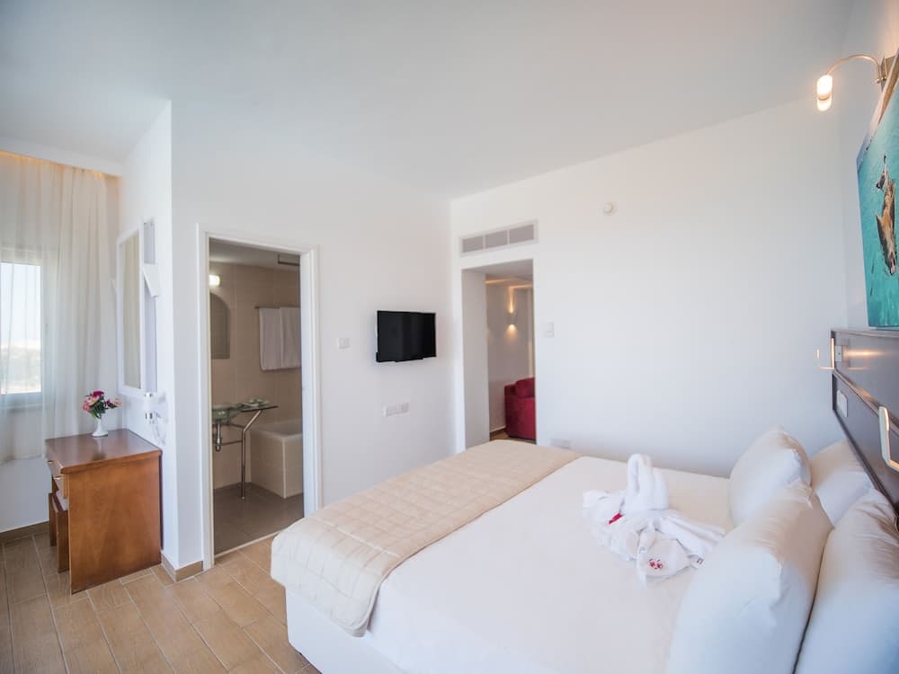 Avlida Hotel