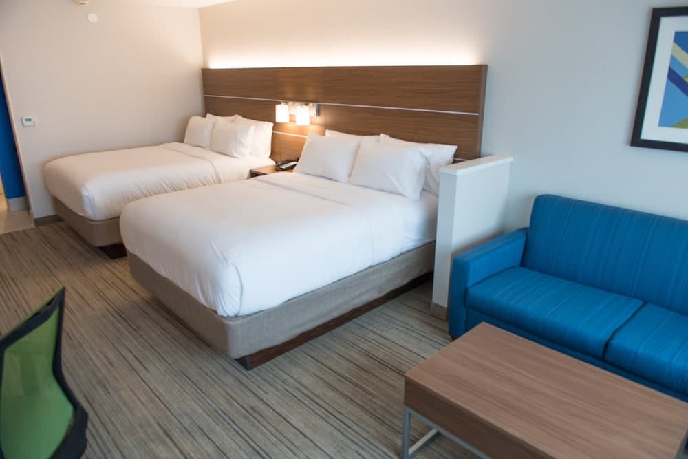 Holiday Inn Express & Suites - Louisville N - Jeffersonville by IHG