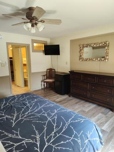 Doveberry Inn