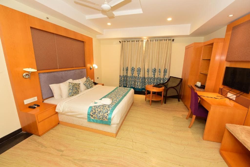 Hotel Yois