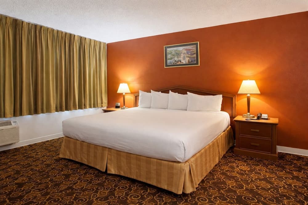 Granada Inn