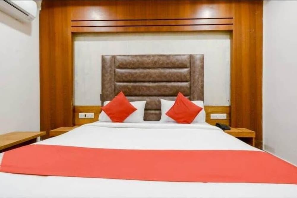 Hotel Safari Inn