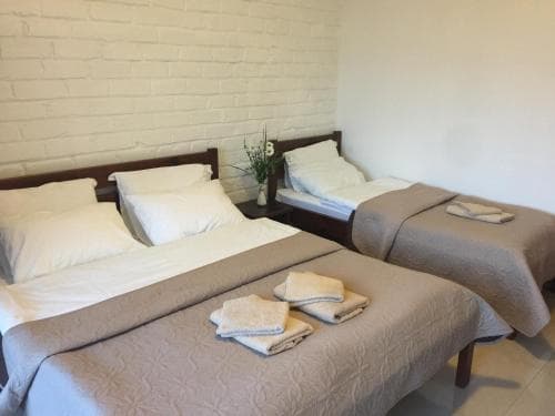 Dobrodvor Hotel
