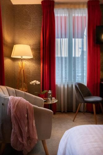 Logis Hôtel La Brèche - Restaurant Berthelot