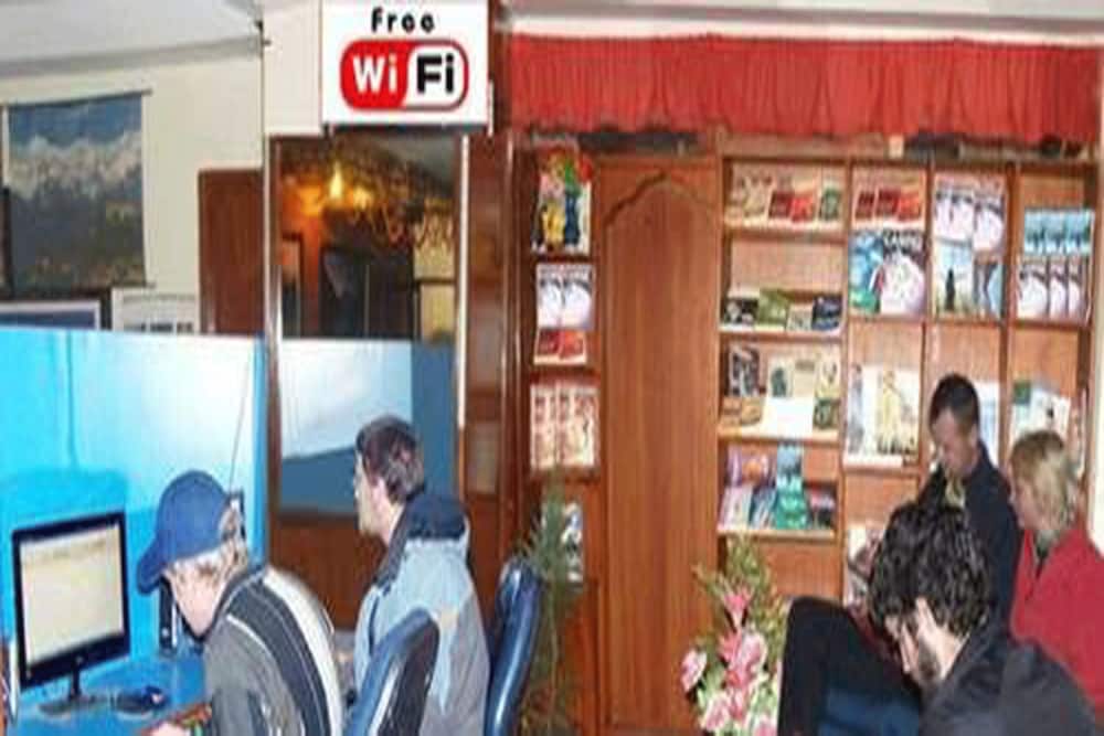 Rosebud Hotel & Resort
