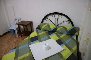 Lagrosa Backpackers