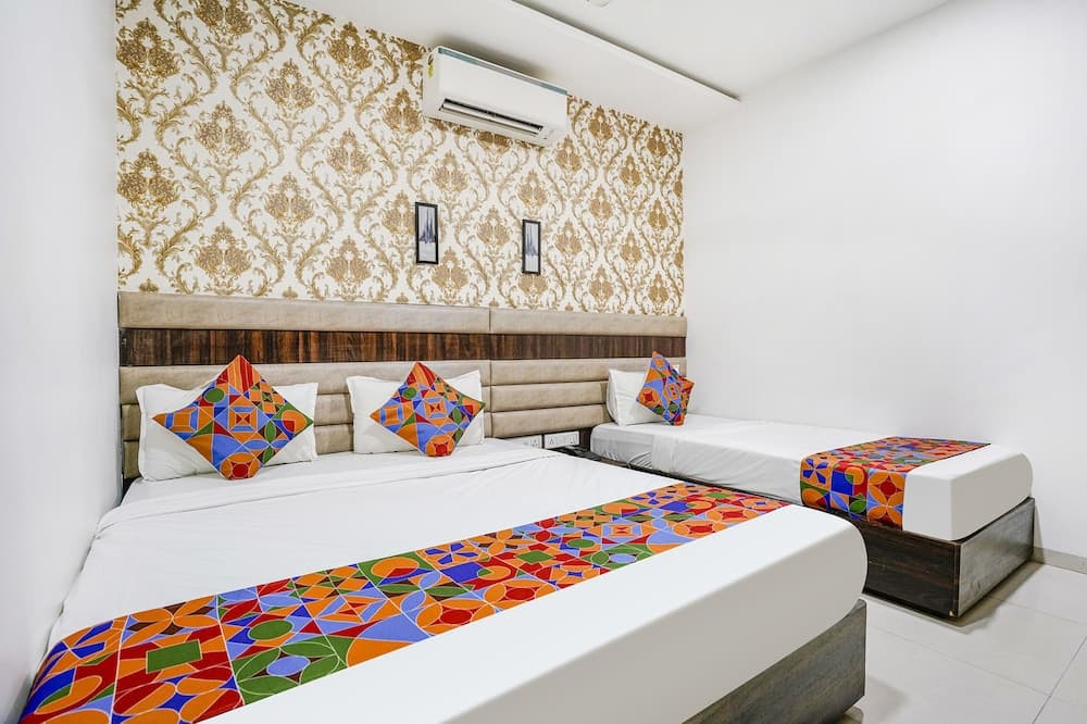 Fabhotel Elvis Inn