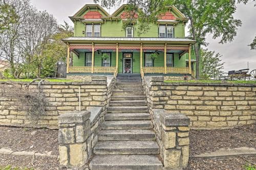 Lilly House