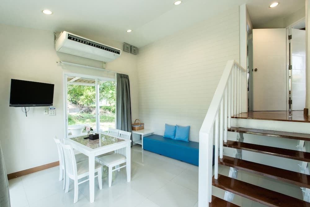 Bangsaen Heritage Hotel