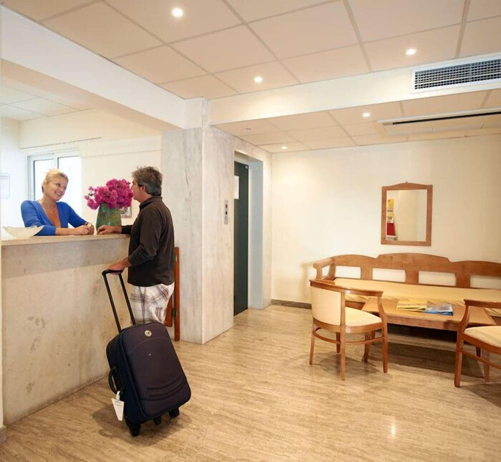 Irini Apartments
