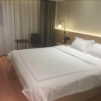 Xingwei Hostel