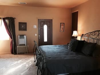 Desperado Inn