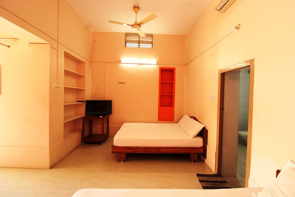 Sibi Lodge