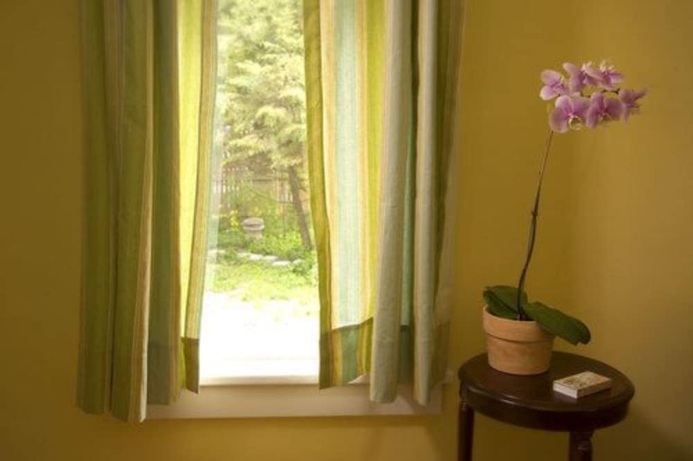 The Croff House Bed & Breakfast