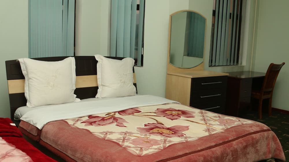 Hotel Sarvar