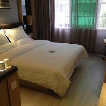 Yeste Hotel