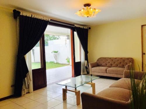 Mango Boulevard Hotel
