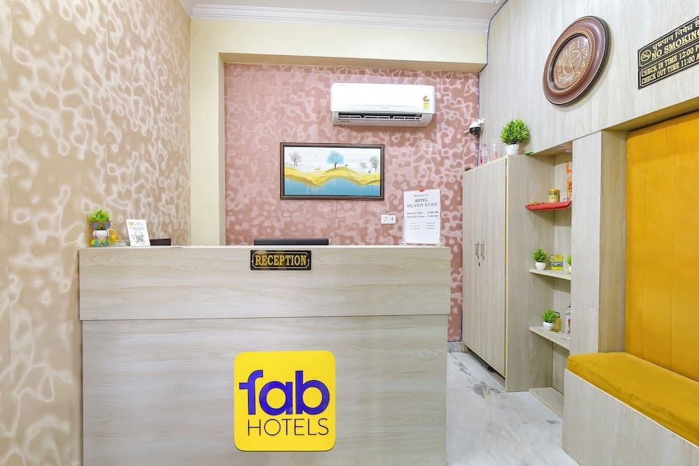 Fabhotel Bloom Stone