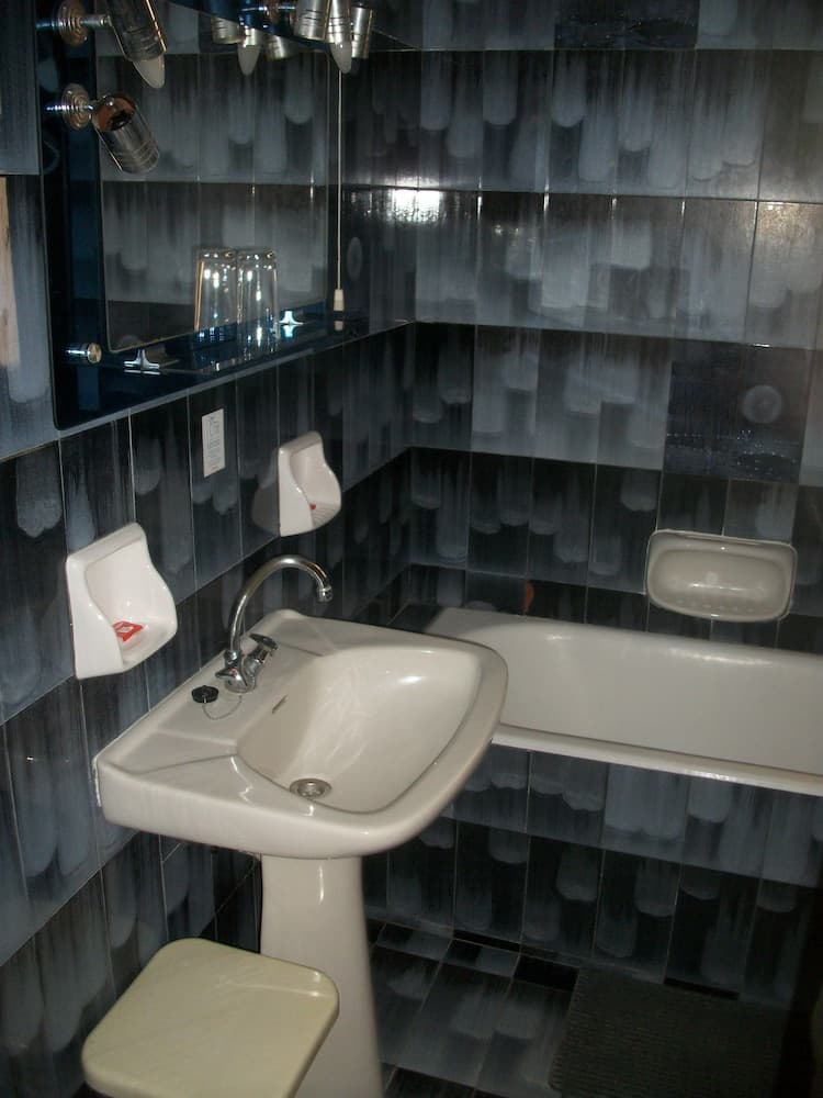 Efi Hotel