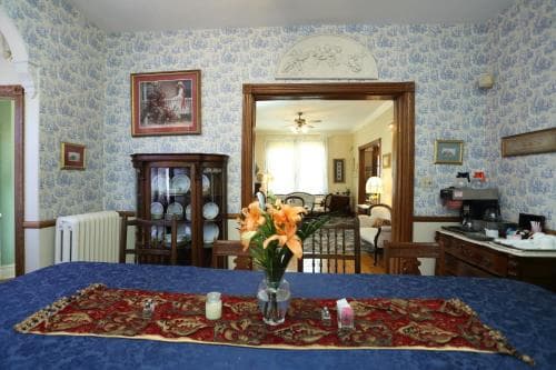 Beauclaires Bed & Breakfast Inn