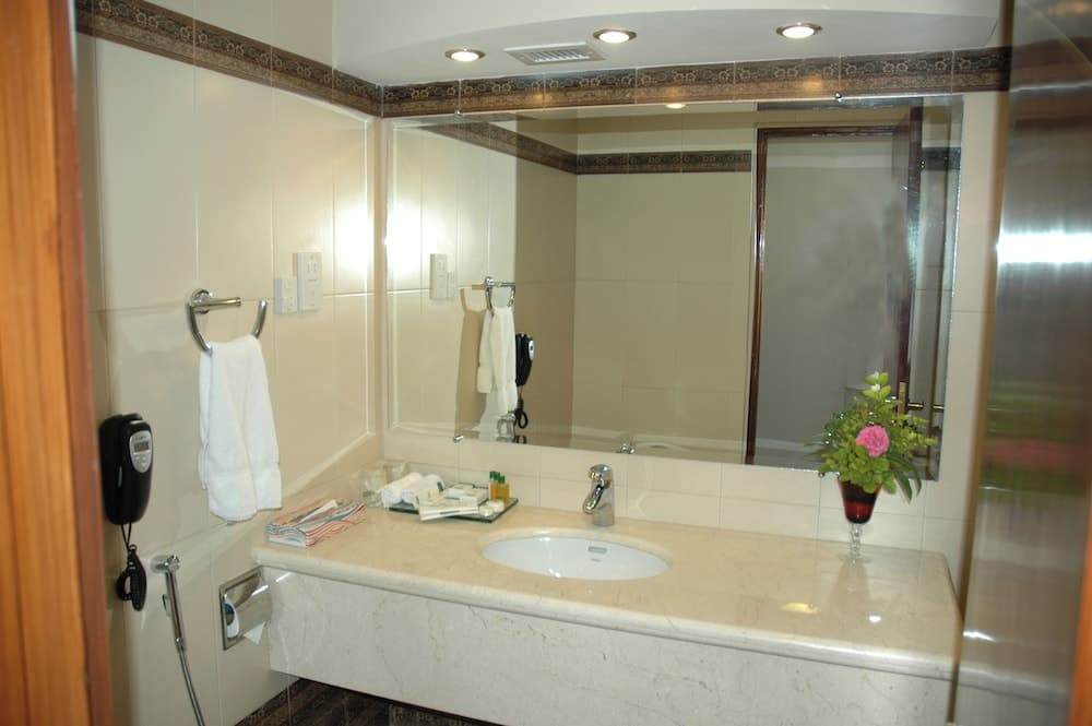 Islamabad Hotel