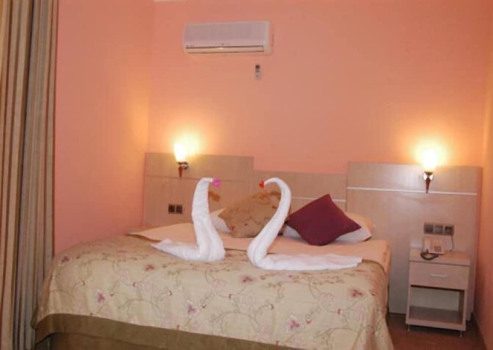 Hotel Hera Beach