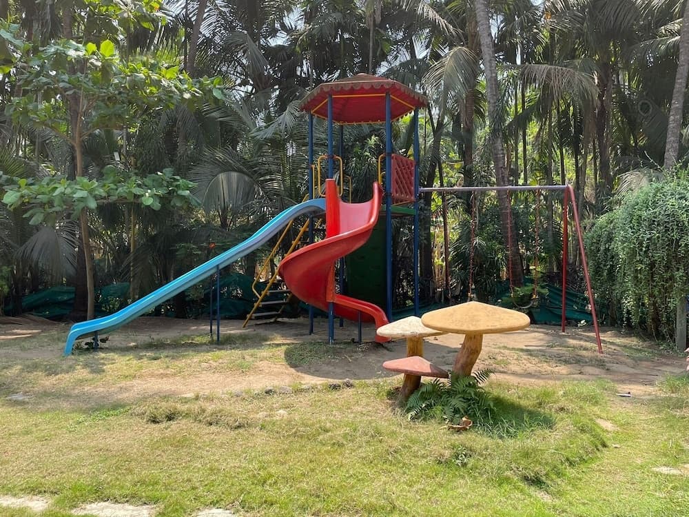Raj Resort