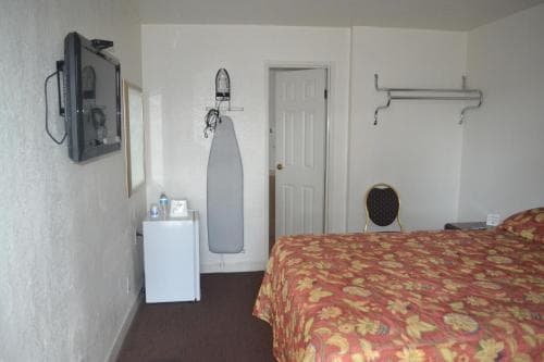 Searle Motel