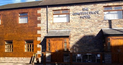 Coasting Pilot Hotel